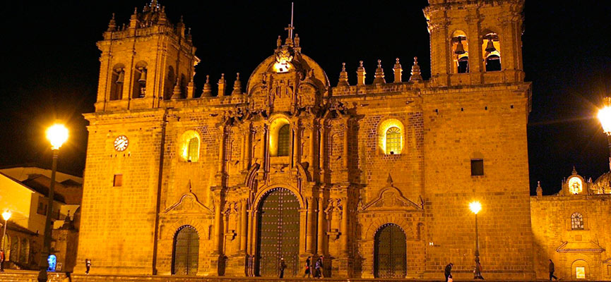 “La Imponente Catedral del Cusco” “La Imponente Catedral del Cusco”