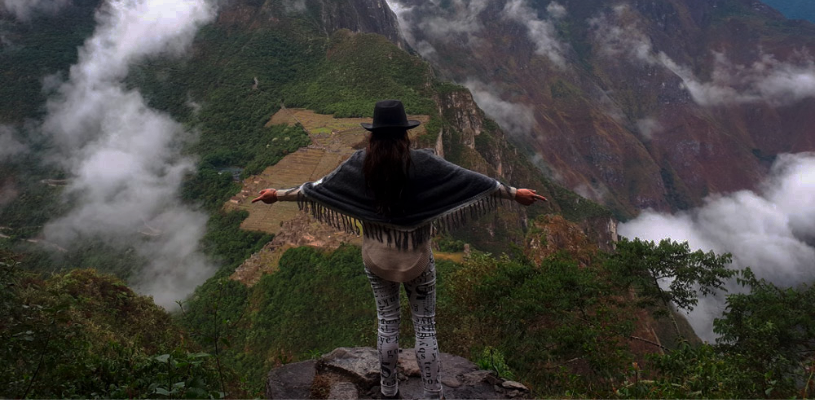 Vista panorámica desde la cima de Huayna Picchu