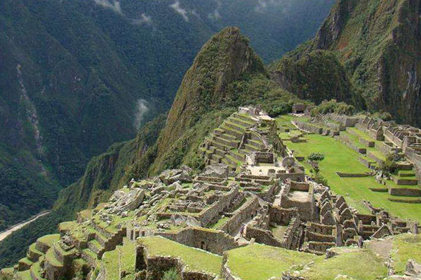 Conozcamos las Rutas para llegar a la ciudadela de Machu Picchu Conozcamos las Rutas para llegar a la ciudadela de Machu Picchu