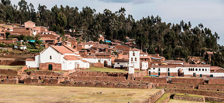 Centro Arqueológico de Chinchero, Cusco. Waman Adventures.