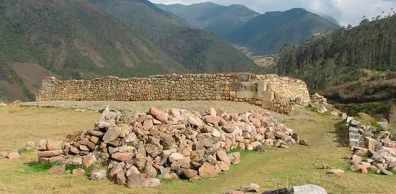 Paisaje arqueológico de Vilcabamba Perú, zona vinculada a la Ciudad Perdida de los Incas