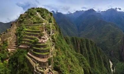HUAYNA PICCHU OR MACHU PICCHU MOUNTAIN – WHICH IS BETTER?