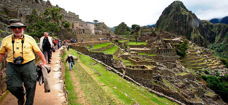 Wayna Picchu para Adultos Mayores Waman Adventures