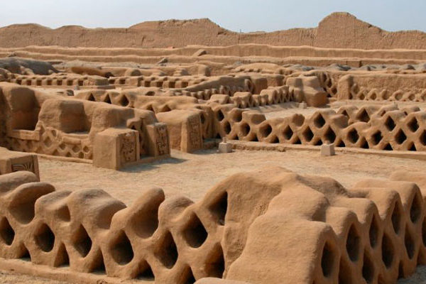 Chan Chan, ¡La enorme ciudadela de barro!