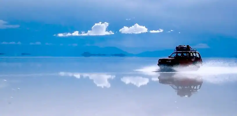 El Salar de Uyuni Waman Adventures