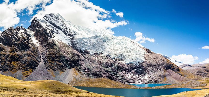 Las Siete magníficas Lagunas del Ausangate