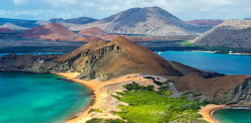 Islas Galápagos como uno de los principales lugares turísticos de Ecuador