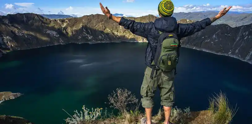 Laguna Quilotoa entre los lugares turísticos naturales de Ecuador