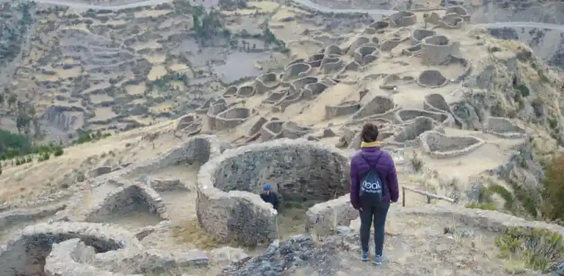 Ankasmarka, conjunto arqueológico en el Valle sagrado de los Incas Ankasmarka, conjunto arqueológico en el Valle sagrado de los Incas
