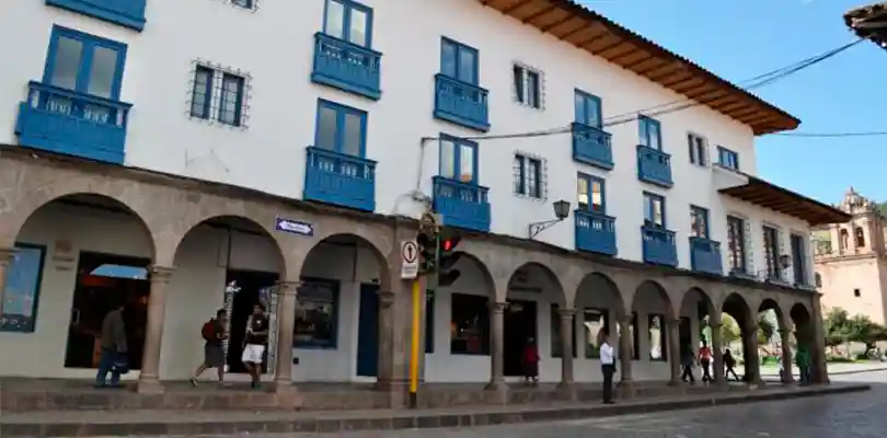 Portal Comercio o Portal Ropavejeros