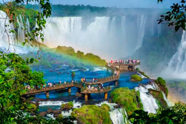 CATARATAS DE IGUAZÚ, AVENTURA EN UNA DE LAS 7 MARAVILLAS NATURALES DEL MUNDO CATARATAS DE IGUAZÚ, AVENTURA EN UNA DE LAS 7 MARAVILLAS NATURALES DEL MUNDO