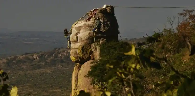 CONOCE LA GRAN ESCULTURA DEL GUERRERO CHICHIMECA