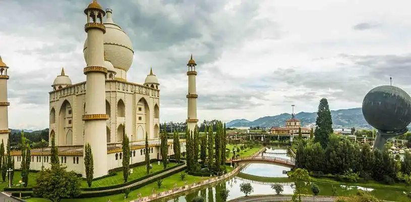 Taj Mahal - Waman adventures