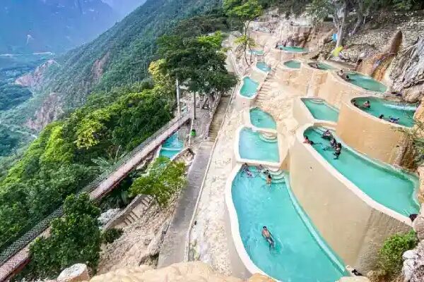 CONOCE LAS GRUTAS DE TOLANTONGO – EL PARAÍSO TERMAL CONOCE LAS GRUTAS DE TOLANTONGO – EL PARAÍSO TERMAL