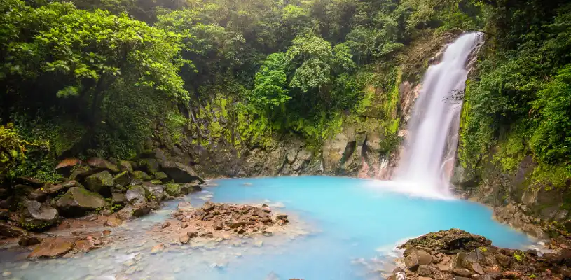 Vista del Rio Celeste Costarica