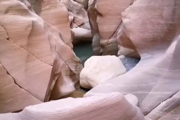 CHIUCANI – CONOCE LA QUEBRADA MÁS ENCANTADORA DE POTOSÍ CHIUCANI – CONOCE LA QUEBRADA MÁS ENCANTADORA DE POTOSÍ