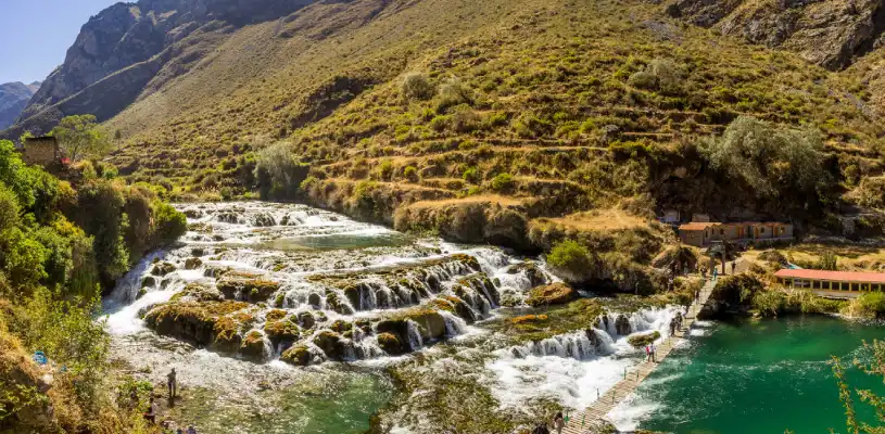 cascada de cochecorral waman adventures