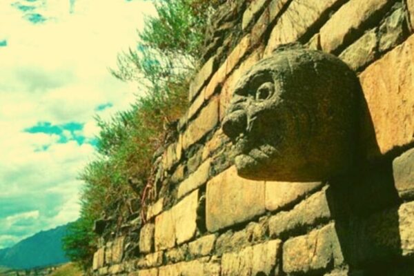 “CHAVÍN DE HUÁNTAR” LA ENIGMÁTICA CULTURA DEL PERÚ “CHAVÍN DE HUÁNTAR” LA ENIGMÁTICA CULTURA DEL PERÚ