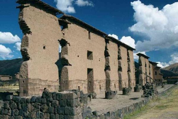 EL TEMPLO DEL DIOS WIRACOCHA: RAQCHI EL TEMPLO DEL DIOS WIRACOCHA: RAQCHI