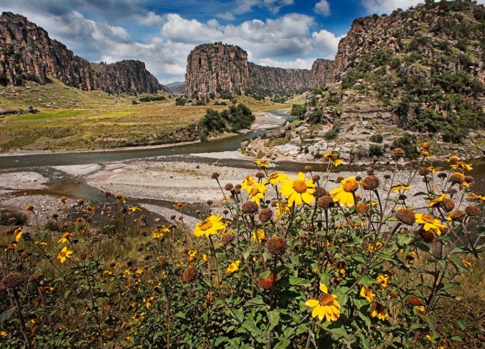 Tres cañones de Suykutambo o Tres Cañones