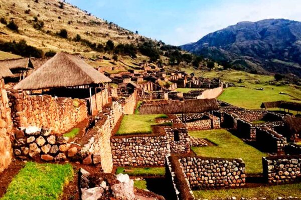 EL IMPRESIONANTE SITIO ARQUEOLÓGICO DE MAUKALLAQTA