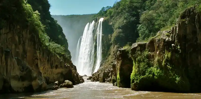 Cascada de Tamul-Waman Adventures