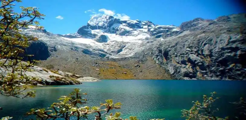laguna churup cordillera blanca waman adventures 1