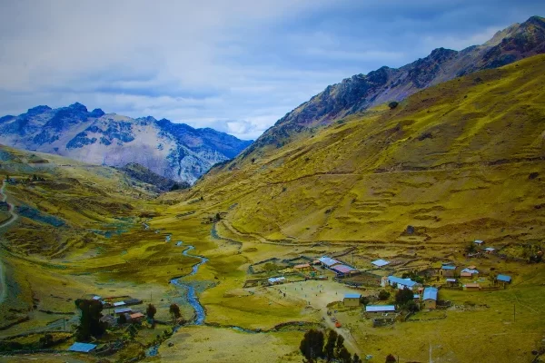 ¿Qué tan difícil es Lares Trek? Descubre el nivel de desafío de esta ruta a Machu Picchu
