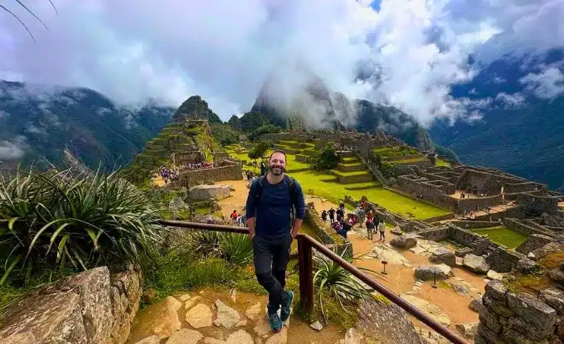 Antes de viajar, el turista conoció el clima en Machu Picchu mes a mes para planificar mejor su experiencia.