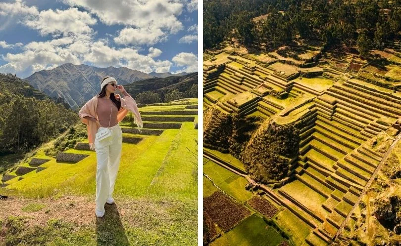 La turista pasea por Chinchero, apreciando sus terrazas agrícolas y el paisaje andino que la rodea.