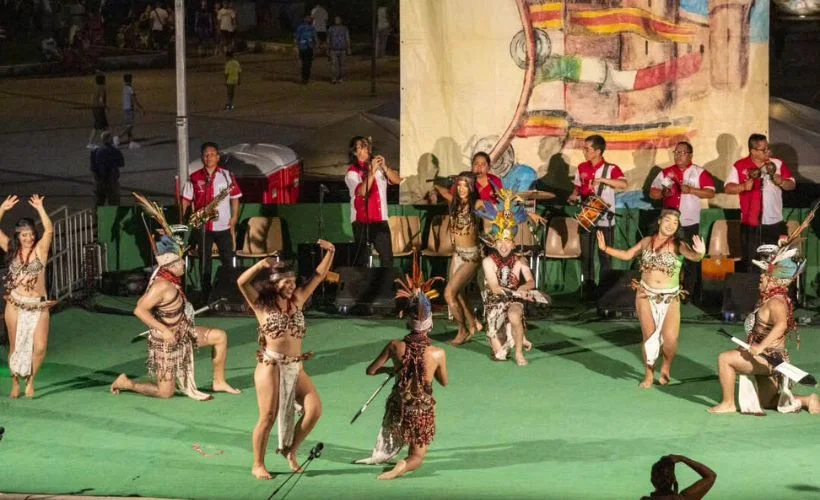 Normalmente los ritmos son rápidos y vivos, acompañando cantos y danzas.