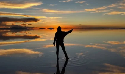 10 Uyuni Salt Flats Facts About Size, Geology and the Mirror Effect