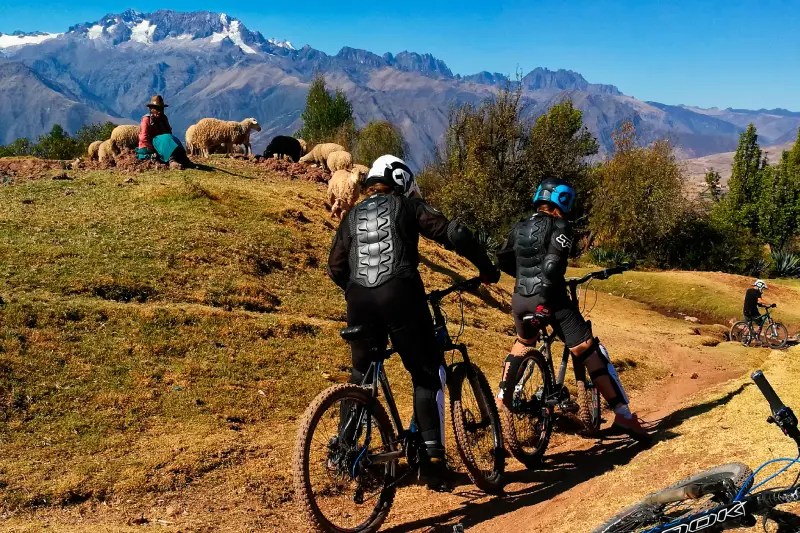 Maras e Moray de Bicicleta — Serviço Privativo — Foto 1
