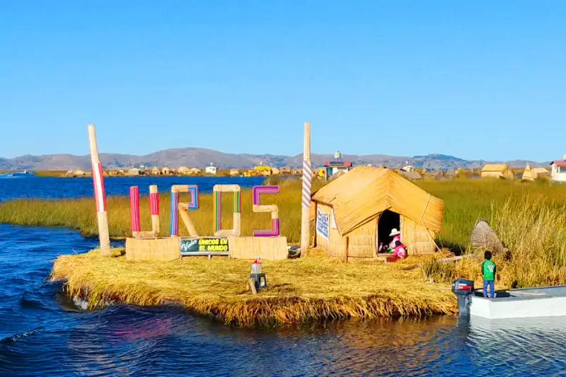 Uros e Taquile de Lancha Rápida — Foto 1
