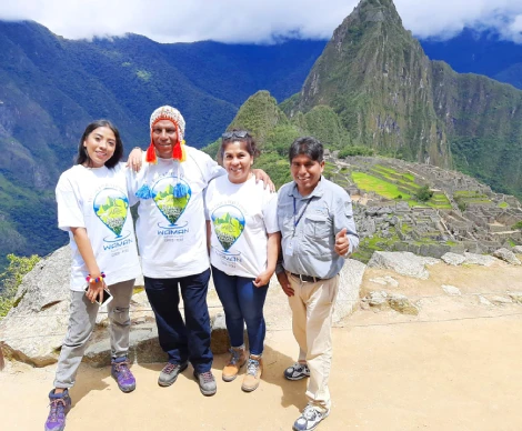 Viajantes da Waman Adventures em Machu Picchu