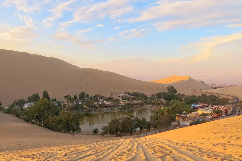 Buggy e Sandboard em Huacachina — Foto 1