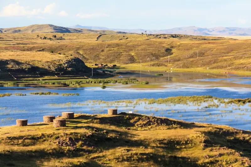 Passeio a Sillustani Saindo de Puno — Foto 1